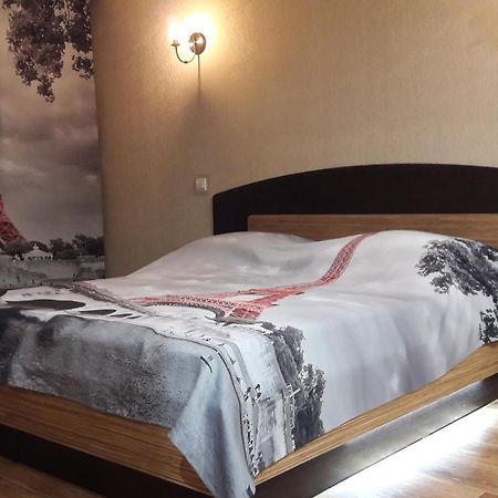Apartment Тeslenka11 Kryvyj Rih Esterno foto
